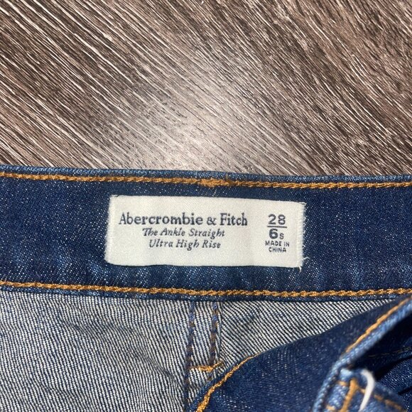 Abercrombie & Fitch Dark Ankle Straight Jeans - Picture 2 of 3